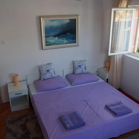 Daire Beachfront *