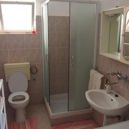 Daire Beachfront *